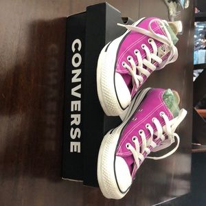 Purple Chuck Taylor. Worn 2x. Ships with box.
